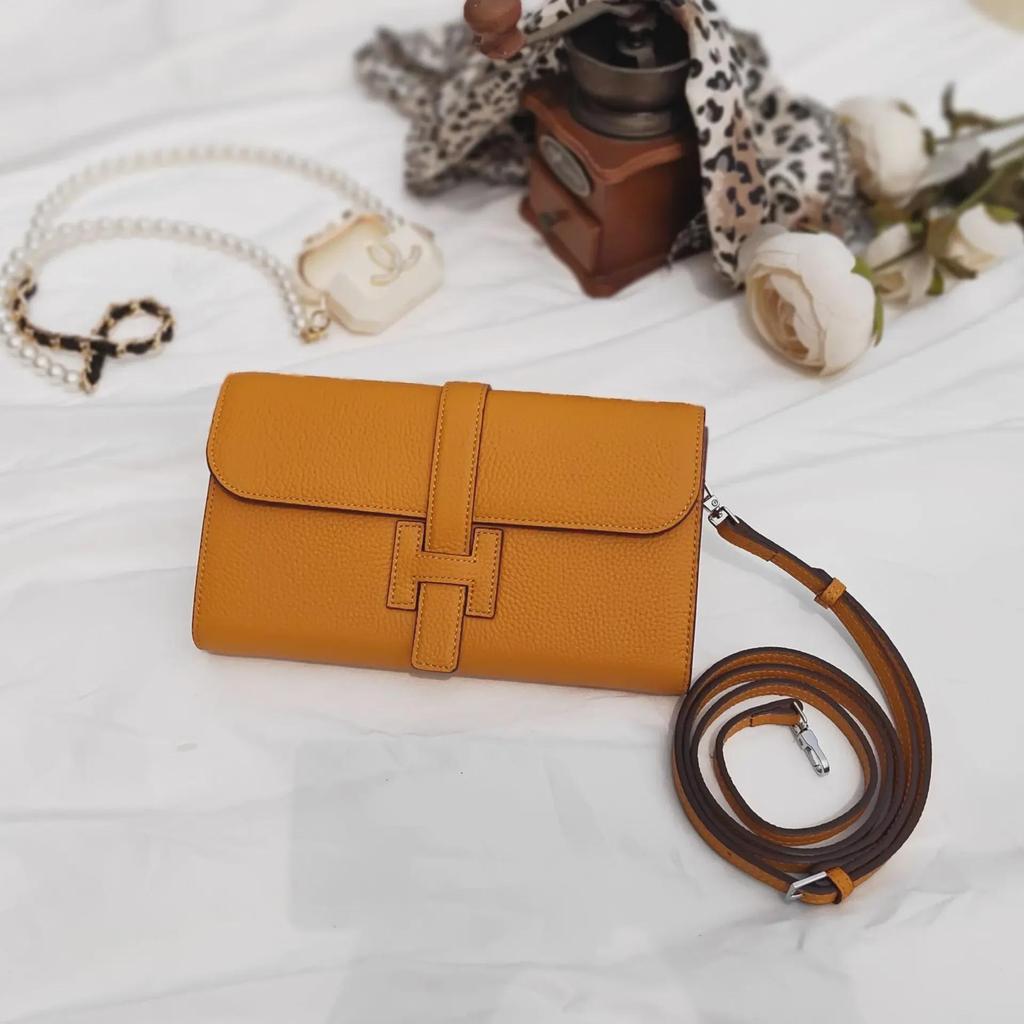 2025 Large Capacity Women's Wallet: Top Layer Cowhide, Long Handbag with Litchi Pattern