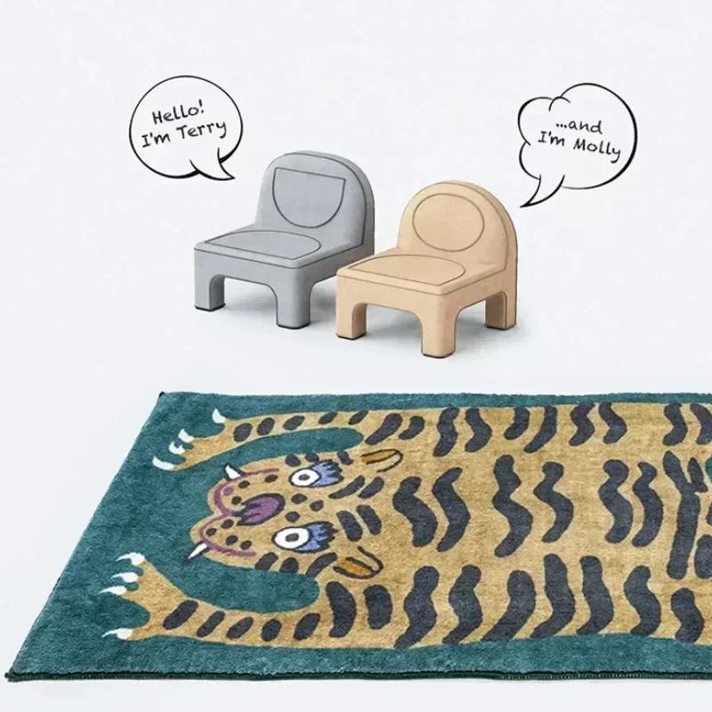 Shaped Children's Bedroom Carpets Home Decor Light Luxury Fashion Minimalist Cute Cartoon IG Soft Bedside Polyester Rugs
