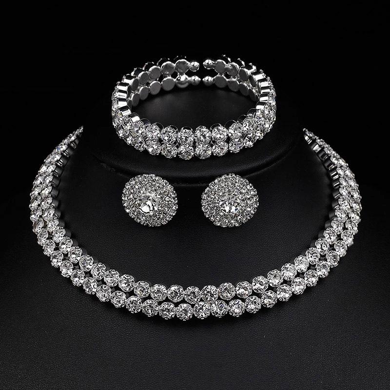 Niche Full Diamond Necklace Earrings Bracelet Three-piece Set Metal Flower Hollow Collar Bridesmaid Bride Suit Women