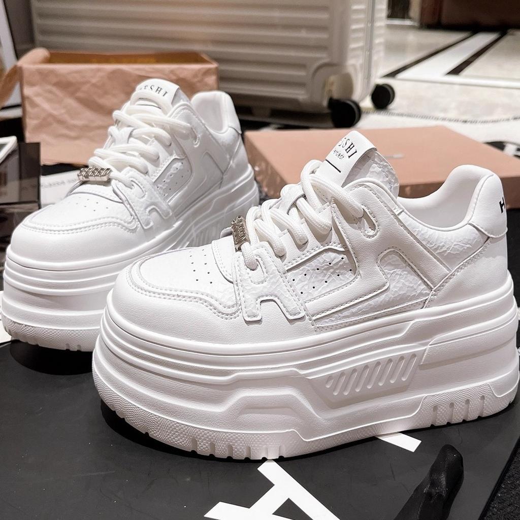 2025 New Leather Cowhide Lace-up Platform Muffin Bread Shoes White Shoes Casual Board Shoes Versatile Height-increasing Women's Shoes