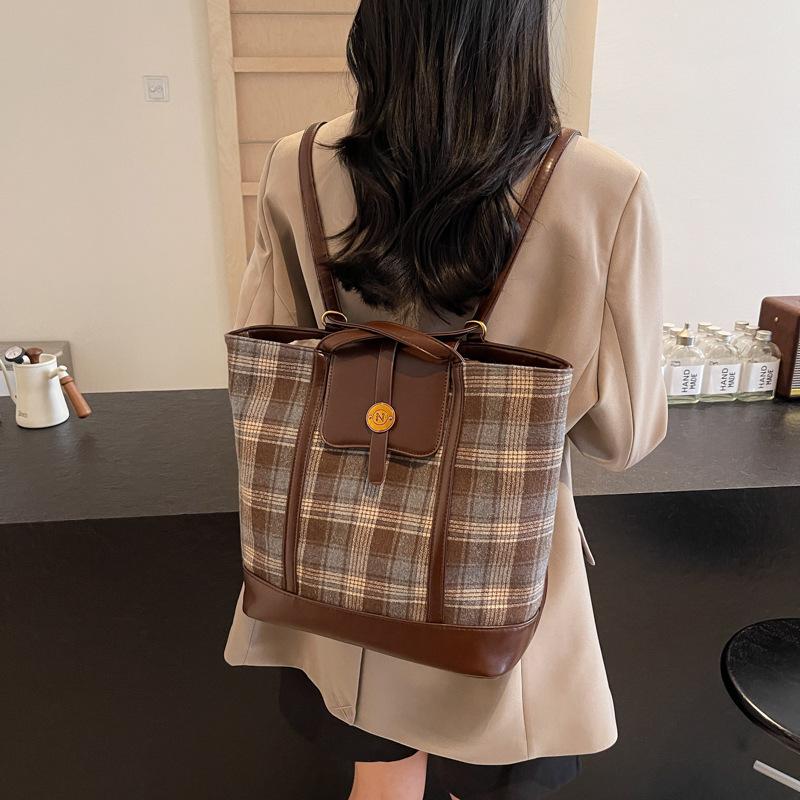 Autumn woolen plaid large-capacity bag women's 2025 new retro tote bag versatile casual backpack