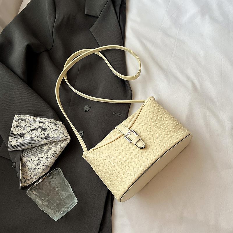 2025 New Woven Pattern Small Bag Women's Sen Meng Underarm Handbag Light Luxury Niche Shoulder Bag Bucket Bag