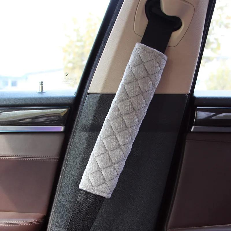 

Чехол на ремень безопасности автомобиля Мягкие чехлы на ремни безопасности Ремни безопасности Защита плеч Теплый плюш Регулируемые аксессуары для салона автомобиля серый