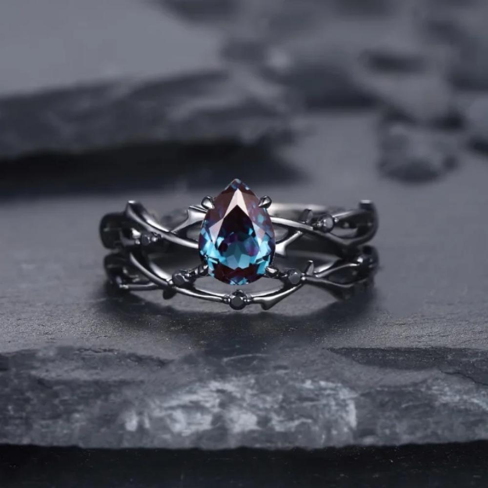 New Ring Gun Black Inlaid Sea Blue Zircon Ring European and American Ins Engagement Jewelry Women Accessories Jewelry