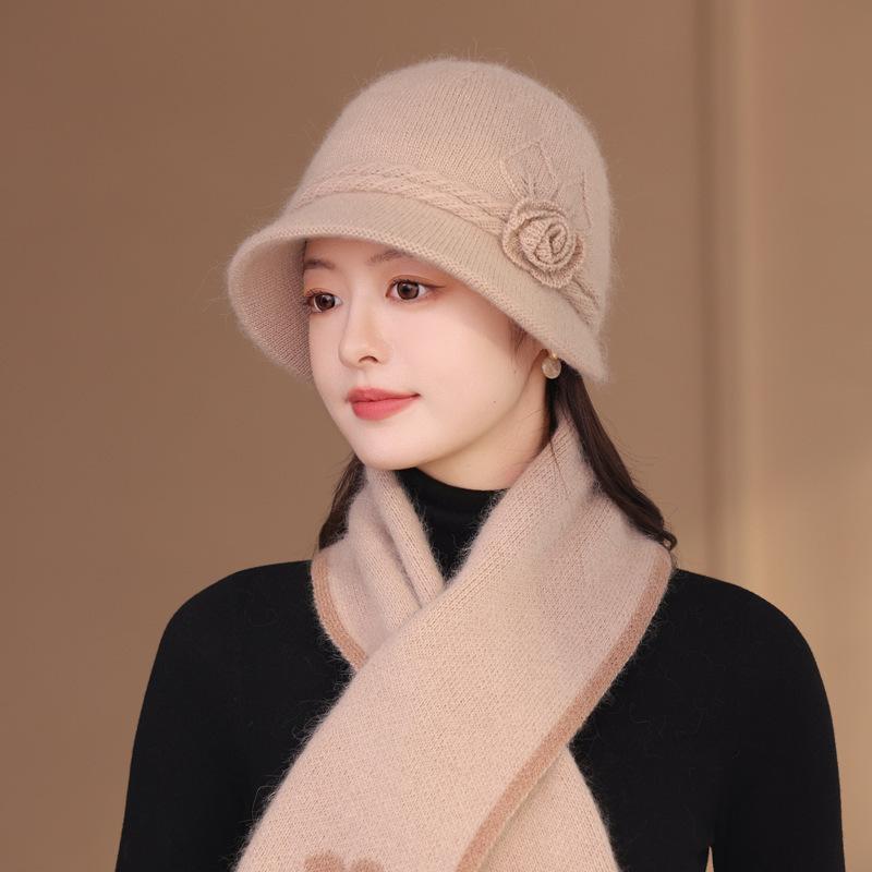 Middle Aged and Elderly Hats Autumn and Winter Three Dimensional Flower Wool Hats  Fashionable and Elegant Hats  New Style for Women