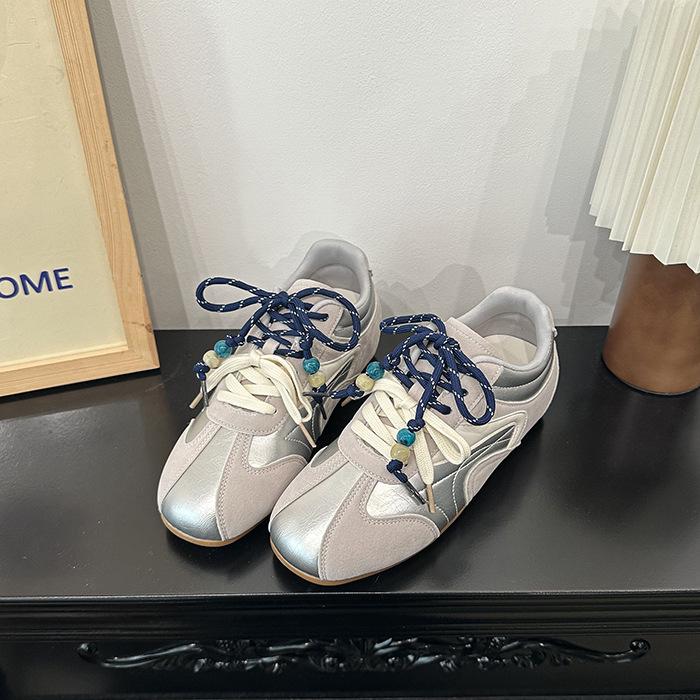 [Fanfna] Wszechstronne Niemieckie Buty Treningowe Damskie Jesień 2025 Nowy Koralikowy Niszowy Design Codzienne Buty Forrest Gump Trampki