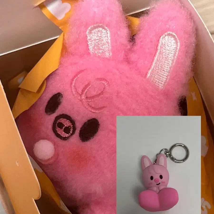 Skiju Piggy Wind-up Doll Clicker Set