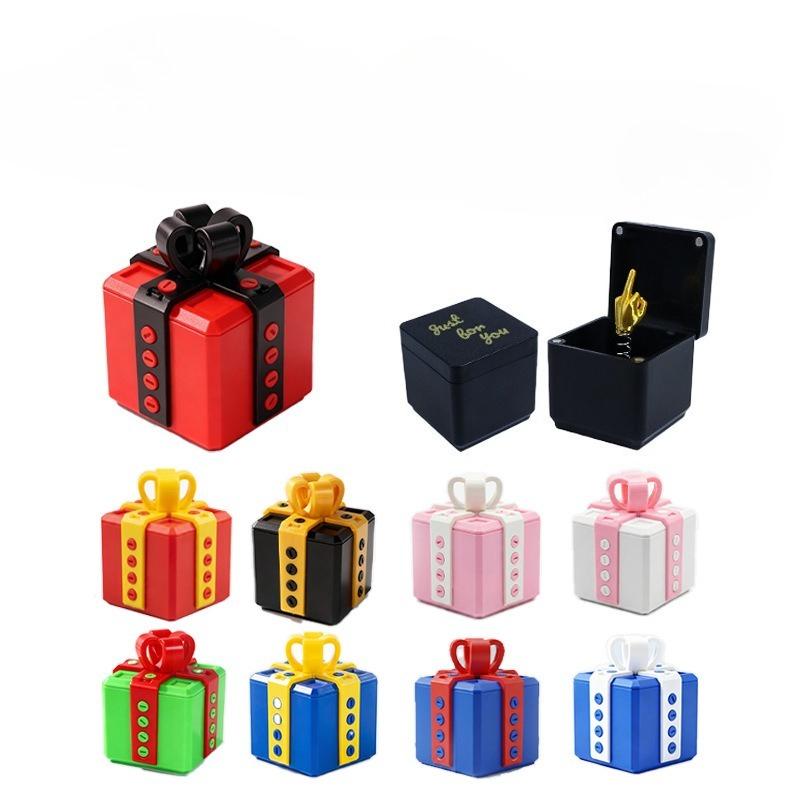 Out of the Box Pop-up Middle Finger Gift Box Creative Desk Home Decor Gifts Middle Finger Novelty Christmas Funny Prank Gift