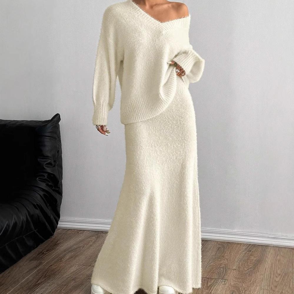 

Женский вязаный костюм-двойка однотонного цвета с V-образным вырезом на осень 2024 года – мягкий и удобный XXXL абрикосовый