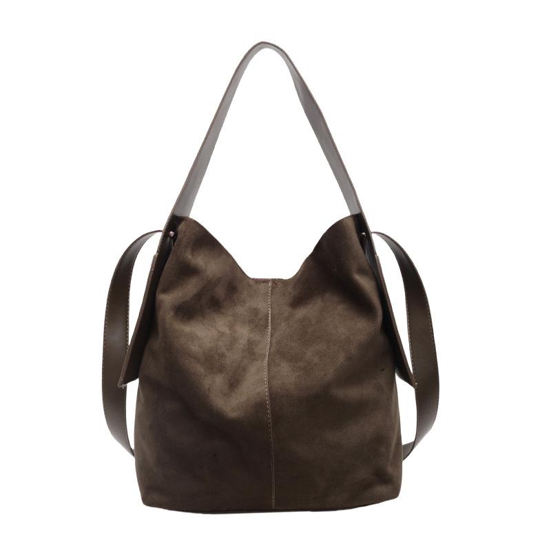 Autumn and Winter Fashion Bags Women's New Trendy and Popular Solid Color Shoulder Bags Casual Large-capacity Commuter Tote Bags