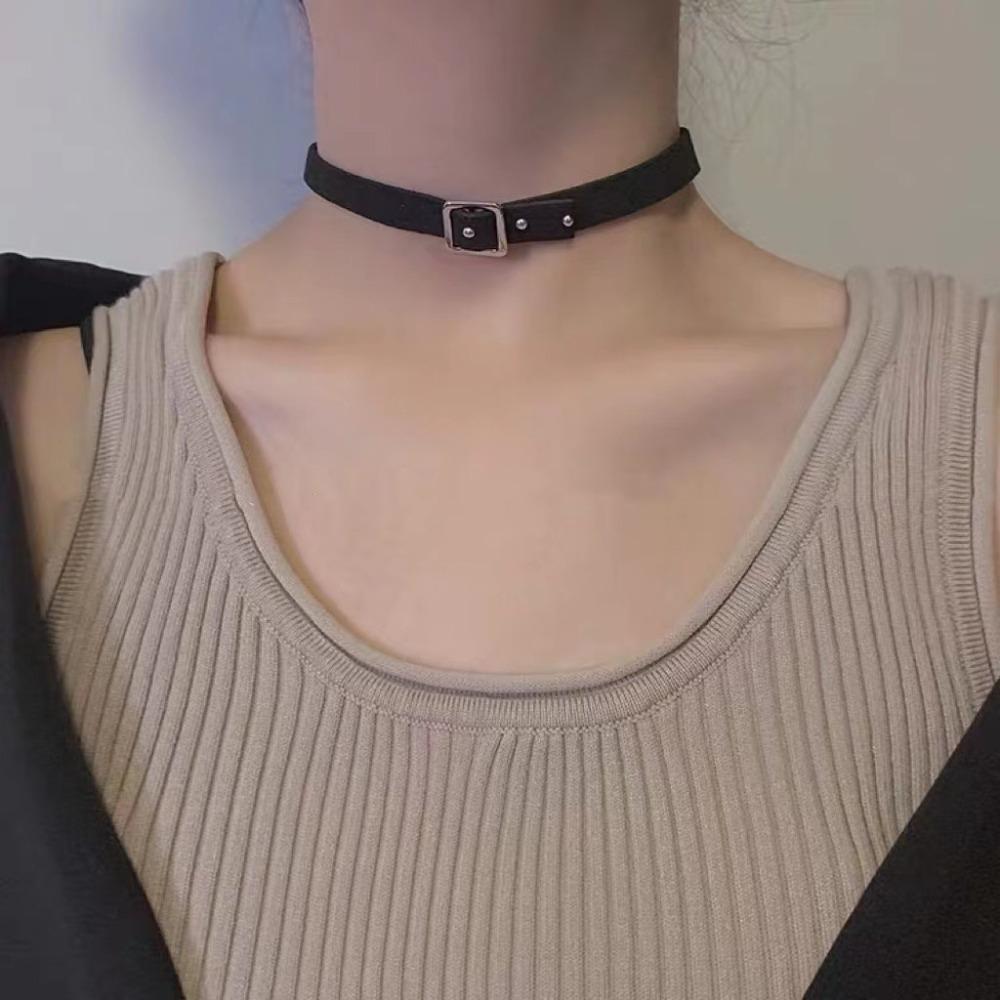Sexy Black Leather Rope Collar Collarbone Chain Necklace for Women Personality Retro Hip Hop Rock Neck Accessories Jewelry Y2K