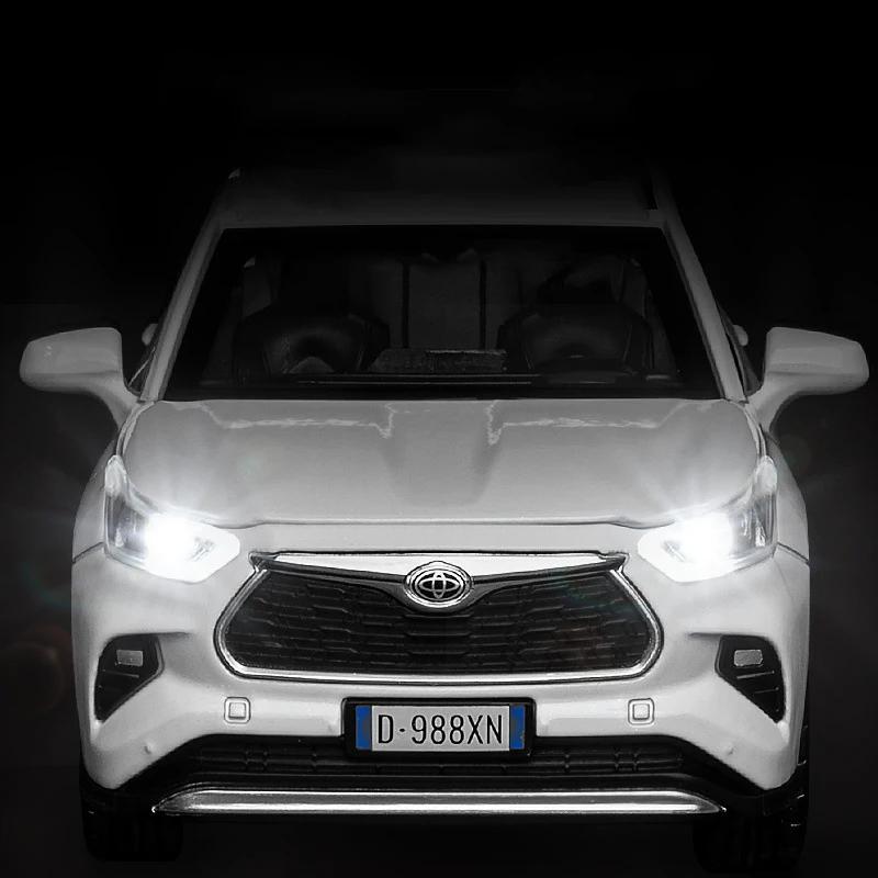 AHI4   1:32 Toyota Highlander 2023 SUV Alloy Die Cast Toy Car Model Sound and Light Pull Back Children's Toy Collectibles Birthday Gift
