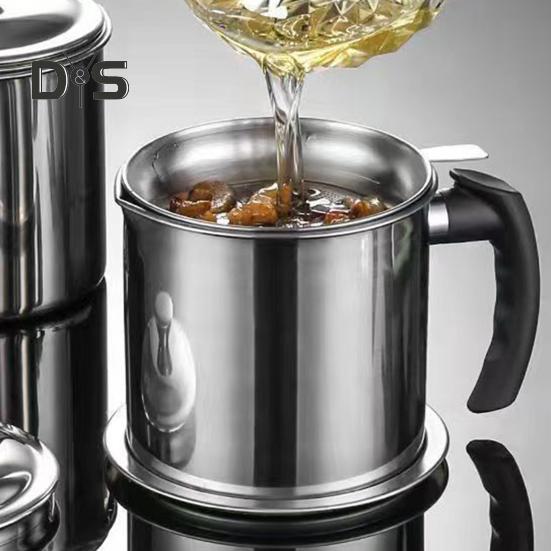 1.4/1.9 L Stainless Steel Bacon Grease Saver Container with Fine Mesh Strainer Non-slip Bottom And Airtight Lid Cooking Oil Keeper Pot for Kitchen