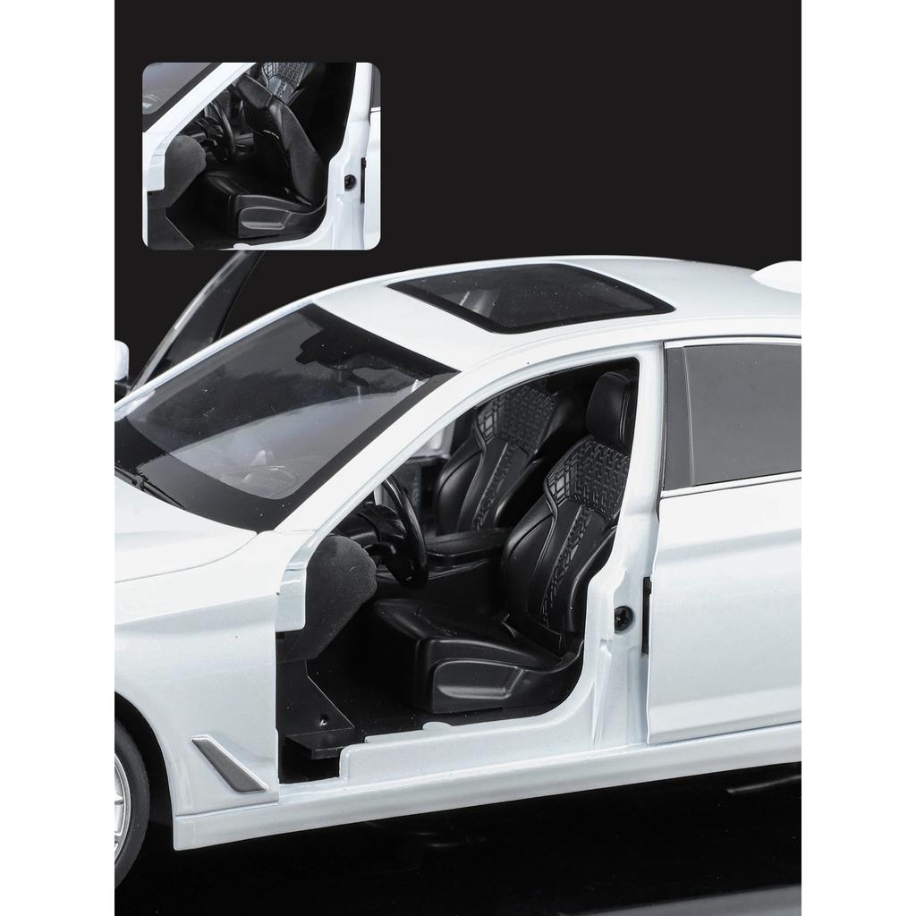 NEW 1/18 BMW 530 LI Alloy Car Diecasts & Toy Vehicles Car Model Miniature Scale Model Car for Children