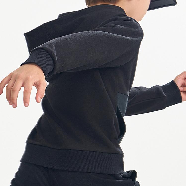 Nike Mikina Ležérní Sportovní Všestranná Pohodlná Dětské mikiny Černá N32512367GS-002