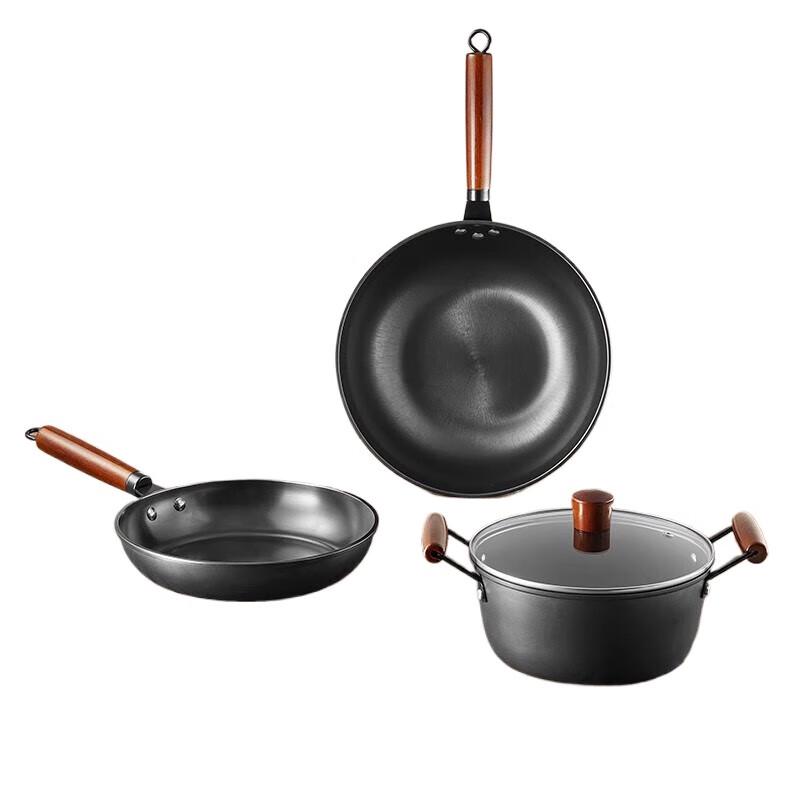 Chuidahuang Shangchu 3-Piece Fine Iron Cookware Set