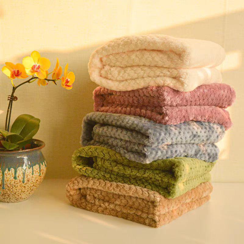 Verdickte Korallenfleece Haustierdecke - Schlafunterlage für Hunde & Katzen