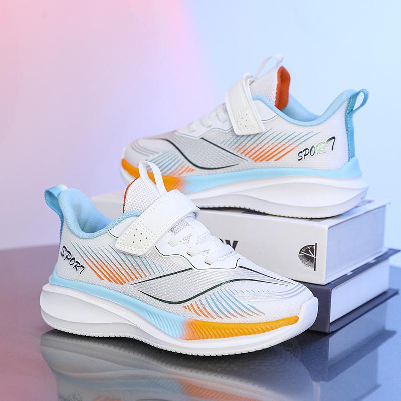 Running shoes men and women wear-resistant classmates spring and summer Velcro soft-soled children's sports shoes boys breathable mesh non-slip