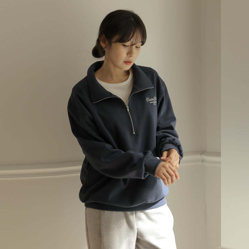ELYSIA Senpi Embroidered Half-Zip Sweatshirt