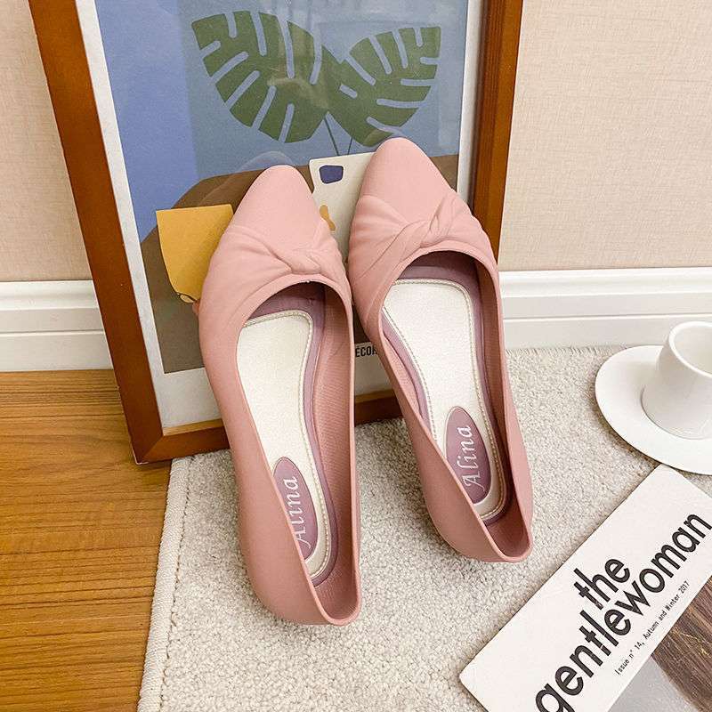 Low-top shallow mouth fashion waterproof shoes adult work rain shoes kitchen non-slip treading water outside wearing rain boots women's rubber shoes o