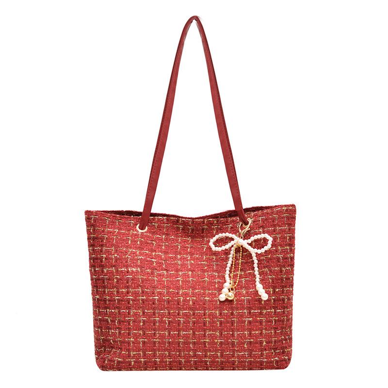 New casual fashion, this year's popular woolen plaid autumn plaid single shoulder crossbody portable tote bag