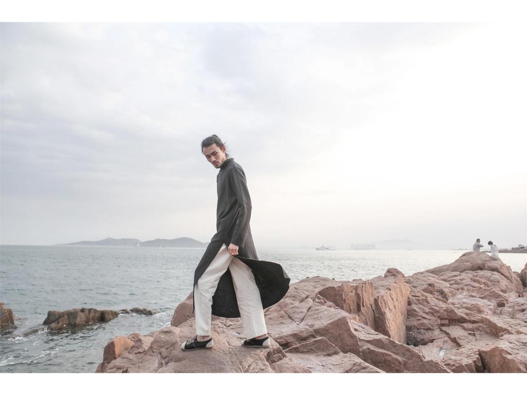 Ležérní dlouhé šaty Hanfu ve stylu éry Republiky, taoistický lněný župan s pan sponou a měděnými knoflíky