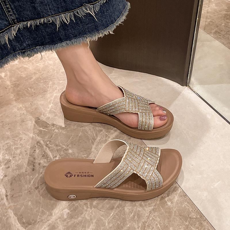 Fashion Fashionable Women's Thick Bottom Slippers Summer Outerwear Trendy Increasing Net Red Explosion Style Flat Sandals
