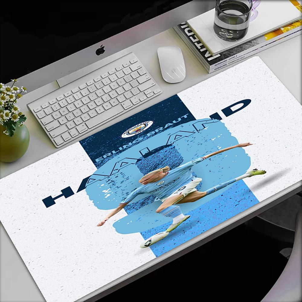 Manchester City Theme Mouse Pad, Non Slip Rubber Base, Multifunctional Office & Home Decor, Perfect for Workspace Personalization.