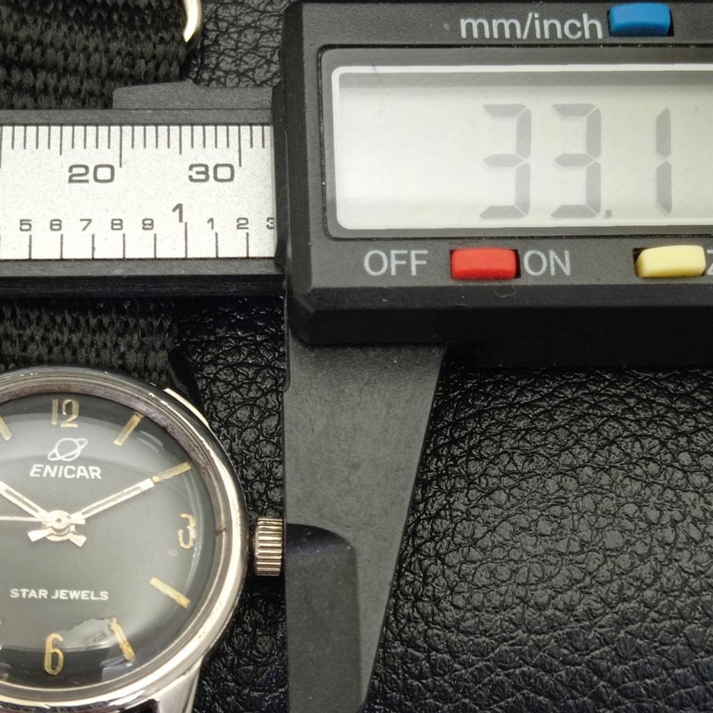 VINTAGE ENICAR STAR JEWELS RUČNĚ NATAHOVACÍ ŠVÝCARSKÉ PÁNSKÉ HODINKY S ČERNÝM CIFERNÍKEM a436437-2 R129-a436437