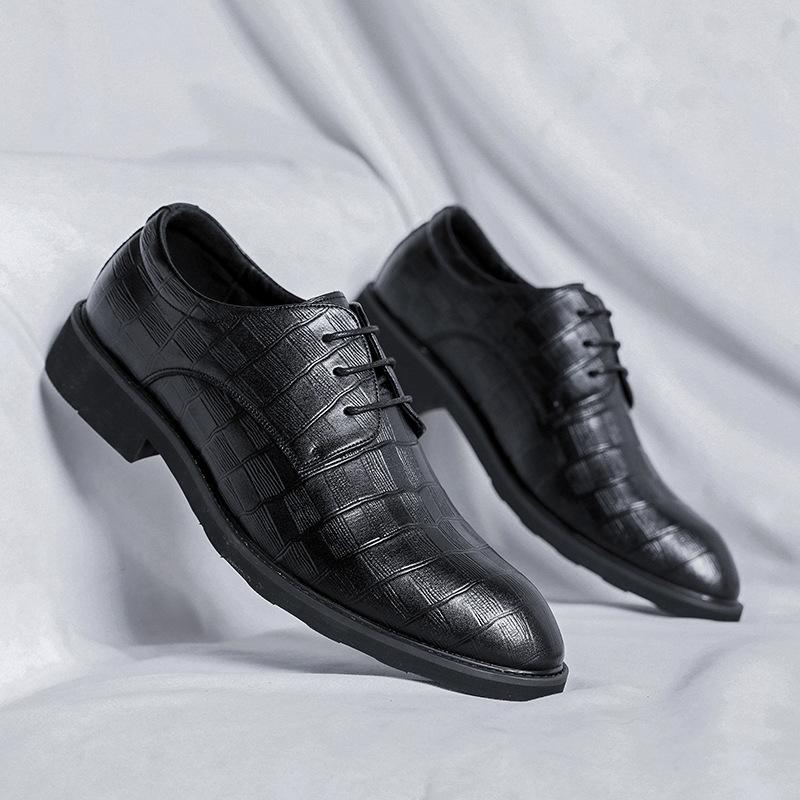 

Кожаные туфли мужские кожаные деловые повседневные мужские туфли молодежные британские туфли с заостренным носком дышащие трендовые туфли из натуральной кожи 12236-R 38 чёрный