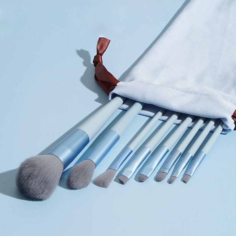 Profesjonalny zestaw pędzli do makijażu Soft Fur Beauty Highlighter Powder Foundation Korektor Wielofunkcyjny zestaw narzędzi kosmetycznych