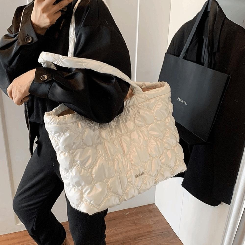 Large Capacity Quilted Heart Bag Korean Women's Handbag Casual Puffy Tote Bag  Girls