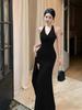 Celebrity Royal Sister Has a Variety of Styles, and the Split-ended Dress Is Unique and Beautiful. The Red Neck-hanging Tight Hip-wrapping Dress Is 20
