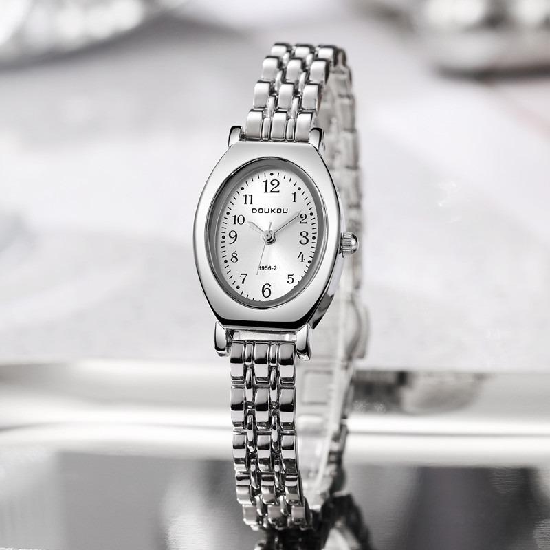 New Women's Watch Women's Style Gold Steel Belt Oval Niche Student Guangzhou Watch