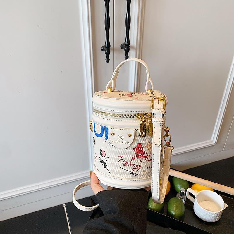

Летняя новая сумка-ведро с граффити, трендовая высококлассная женская сумка, повседневная, для работы, универсальная, портативная, на плечо белый