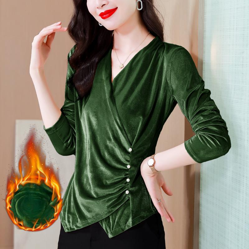 Fashionable Autumn and Winter New V-neck Design with Gold Velvet Slim Fit and Slim Outside Wearing A Base Shirt