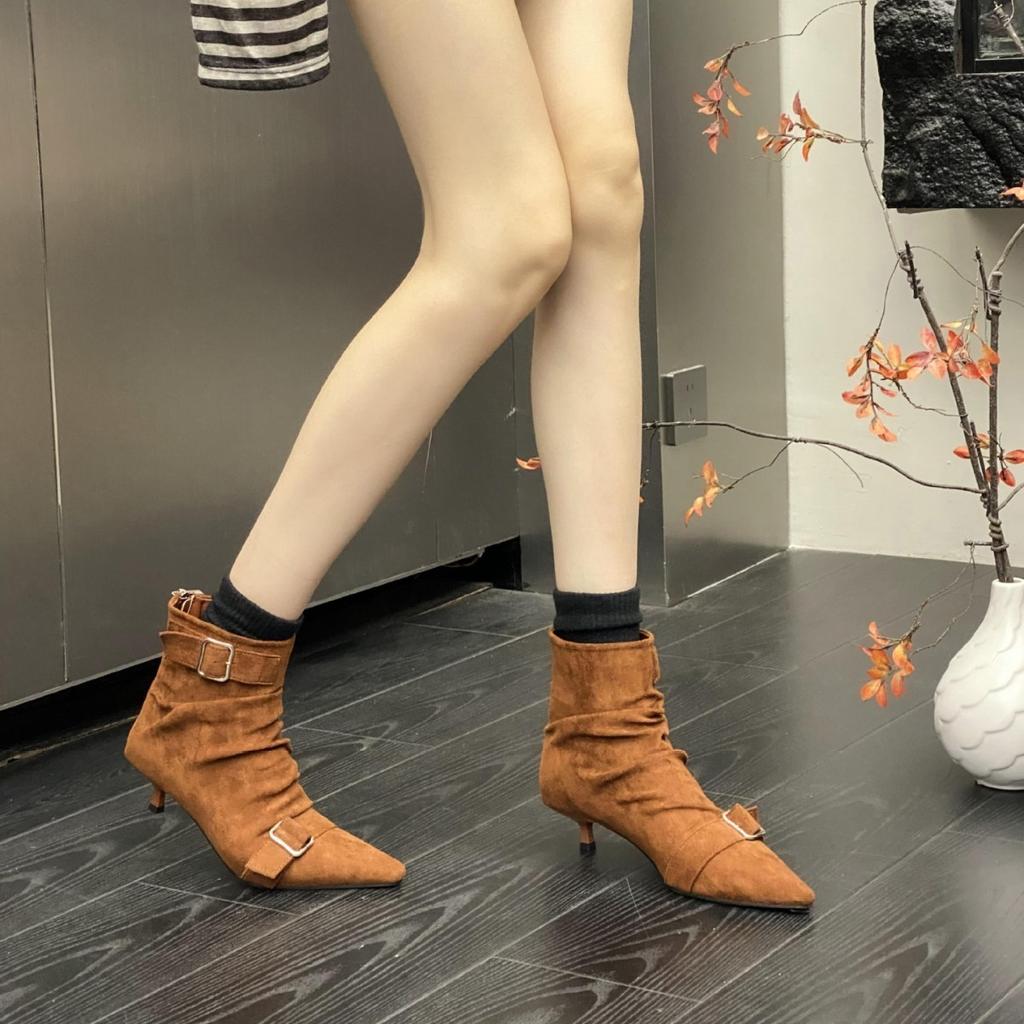 2025 autumn new pointed thin heel high heel temperament French fashion sexy beautiful women short boots