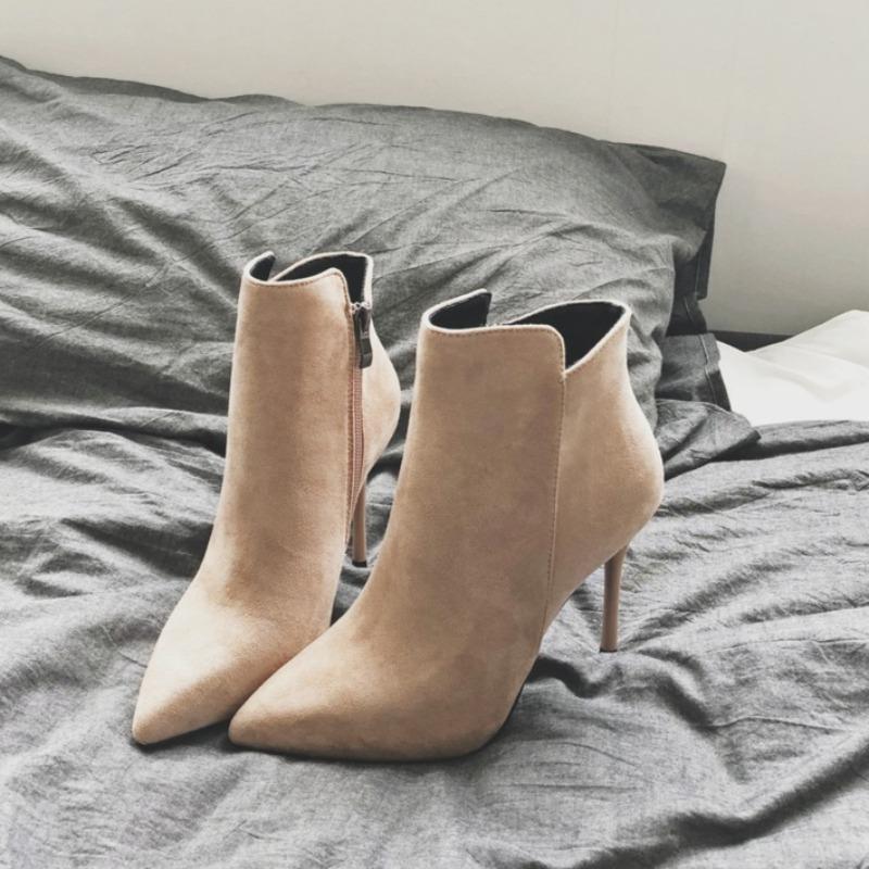 Módní boty na vysokém podpatku Dámské podzimní a zimní nové špičaté semišové boty s krátkou holení a úzkým podpatkem