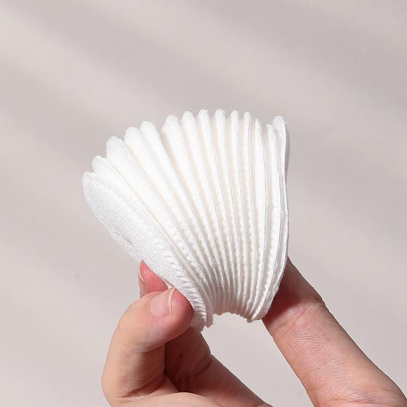 100/400pcs soft and breathable round cotton pad with double-sided texture is used for daily facial cleaning and makeup removal