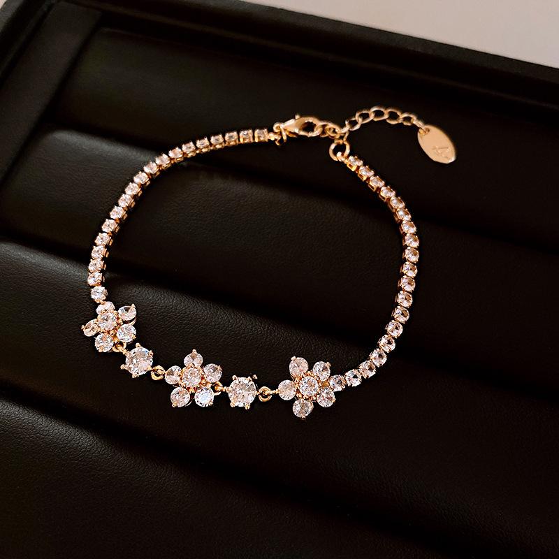 South Korea Dongdaemun Square Zircon Adjustable Bracelet Women's Simple Light Luxury Bracelet Personality Temperament High-end Jewelry