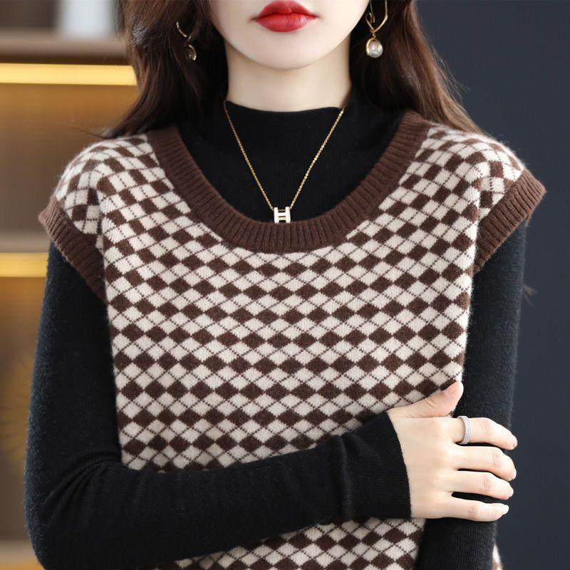 Pullover Vest Female 2022 New Women Fashionable Knitted Vest Women Slim Short Round Neck Jacket Overlaid with Sweater Vest Top