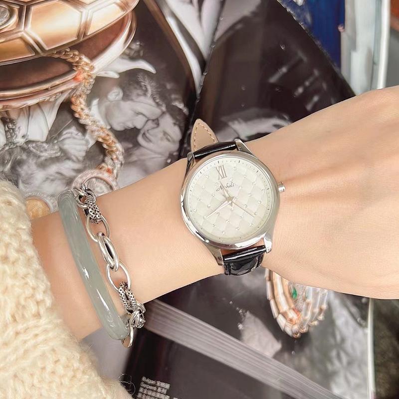 Gypsy Star Diamond-Encrusted Female Student Watch Simple And Fashionable Leather Watch With Rhinestone Female Luminous Waterproof Quartz Watch