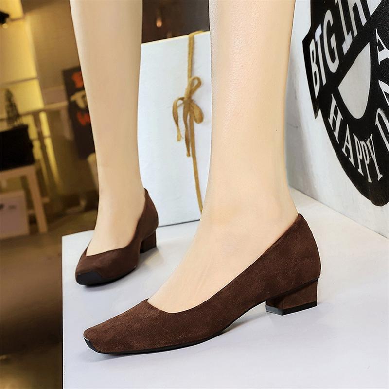 Fashion Comfortable Elegant Square Toe Shallow Mouth Simple Plain Suede Pedicure Women Thick Heel Low Heel Professional Ol Single Shoes