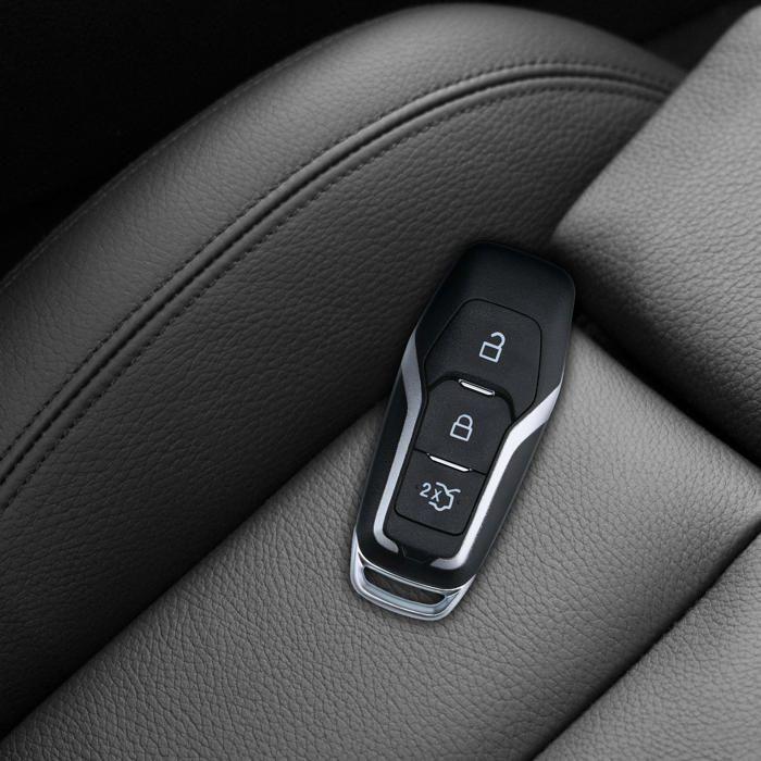 Kwmobile - 53710.01 - Boitier De Rechange Rigide Antichoc Compatible Avec MyKey Ford 3-Bouton (Key Free) - Noir