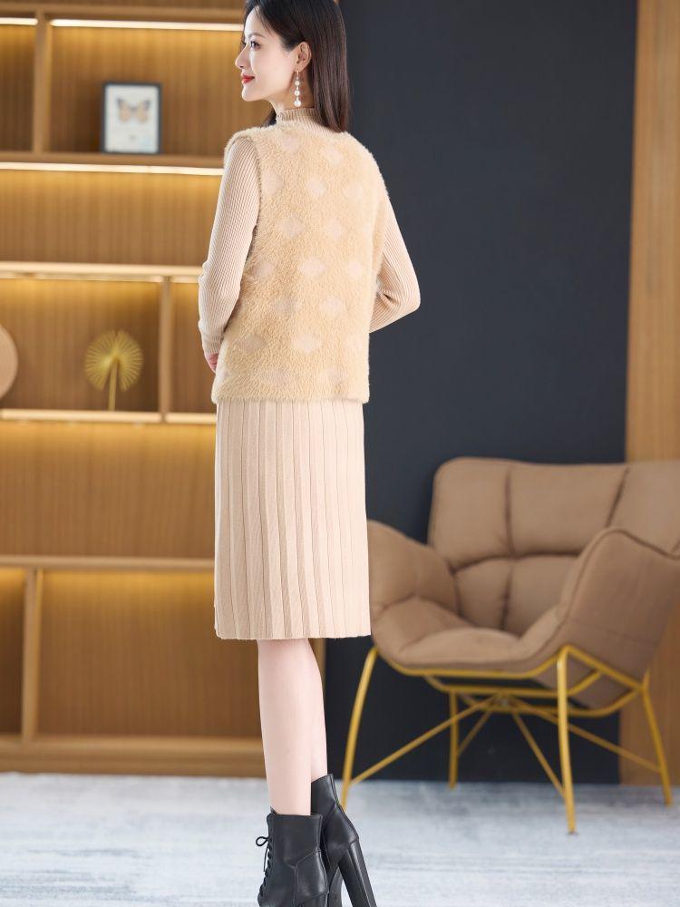 Elegant Mid-Length Knit Dress Set for Mothers (Vest + Skirt) - Autumn/Winter Collection