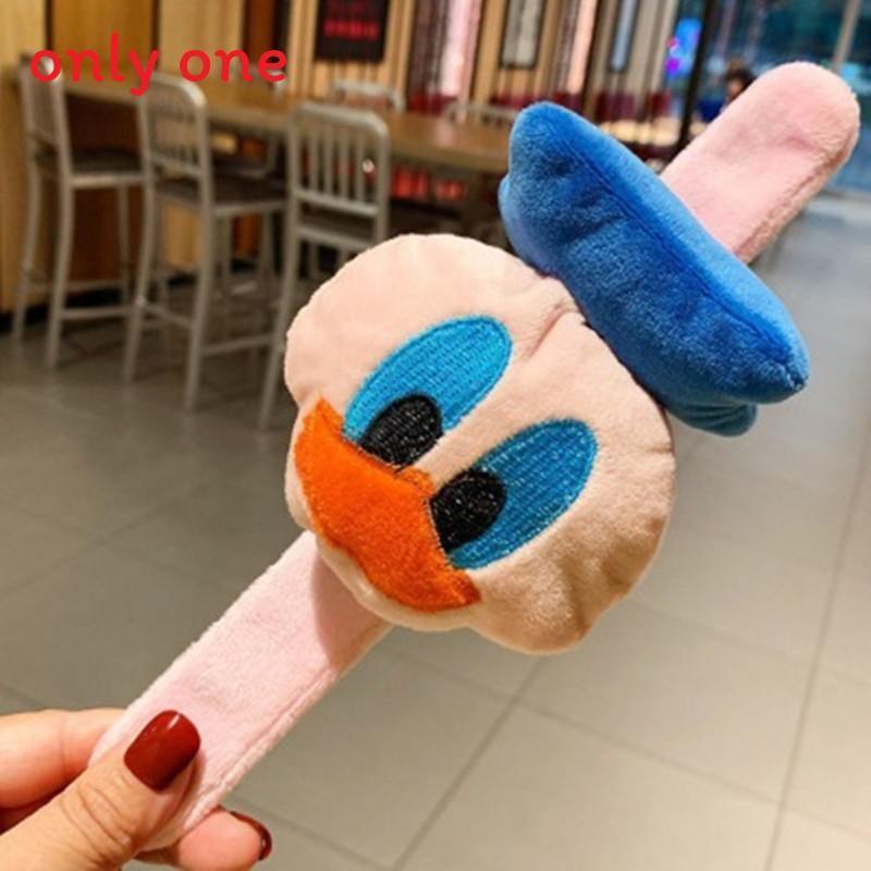 Cloud Plush Cartoon Kids Wrist Wrap With Custom Design For Creative Birthday Gifts