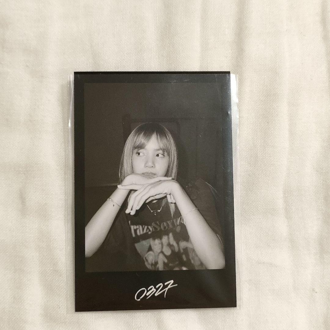 

[Б/У] blackpink LISA Фотобук 0327 том. 1 торговая карточка