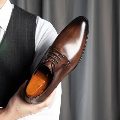 Hot Seller Business Casual Shoes Trend Patent Leather Men Wedding Shoes Oxfords Shoes Designer Pointed Toe Shoe