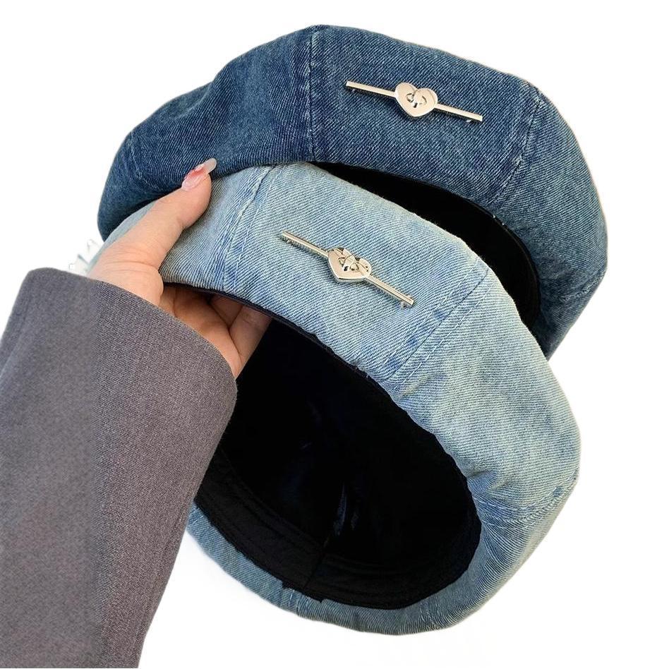 Béret Femme Love Denim Lavé Chapeau Octogonal Fin Respirant Chapeau de Peintre Octogonal Grand Tour de Tête Montrant le Visage Petit Chapeau