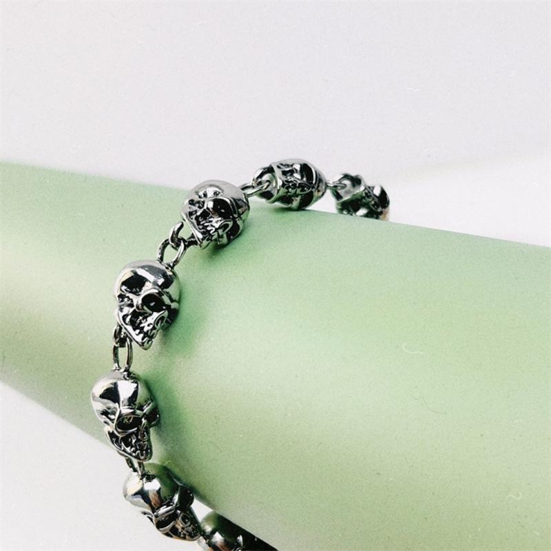 Men Gifts Skull Charms Bracelet Chain Bracelets Skull Head Shape Bangles Punk Style Skull Beaded Bracelet Alloy Material